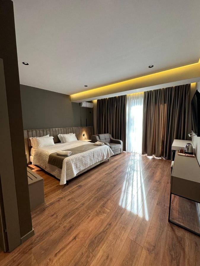 Hotel Gjallica Kukes ภายนอก รูปภาพ