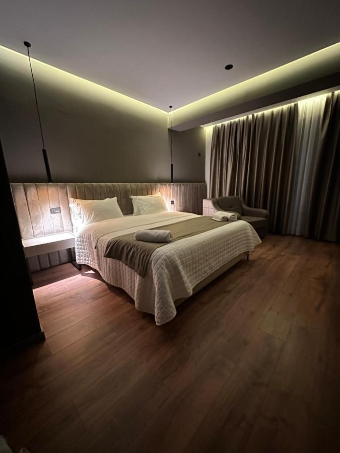 Hotel Gjallica Kukes ภายนอก รูปภาพ