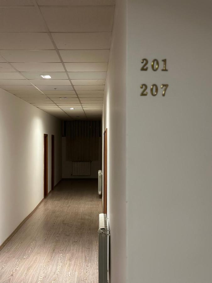 Hotel Gjallica Kukes ภายนอก รูปภาพ