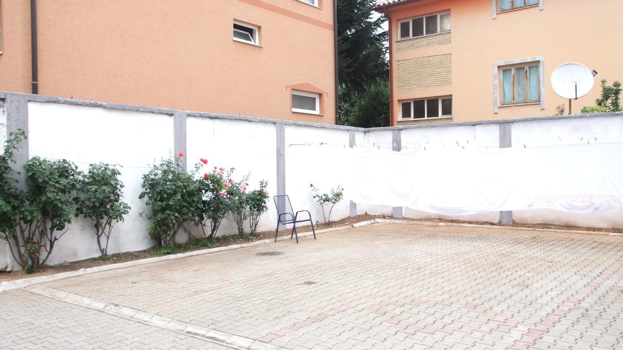 Hotel Gjallica Kukes ภายนอก รูปภาพ